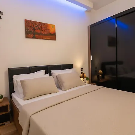 Luxe Suite, Achilles' Private Getaway Lejlighed Thessaloníki