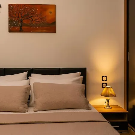 Luxe Suite, Achilles' Private Getaway Салоники