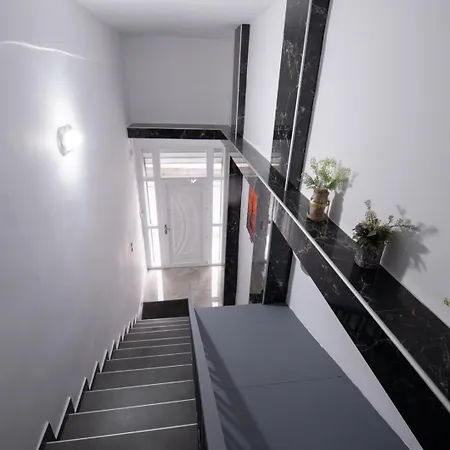 Apartment Luxe Suite, Achilles' Private Getaway *