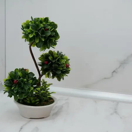 Luxe Suite, Achilles' Private Getaway